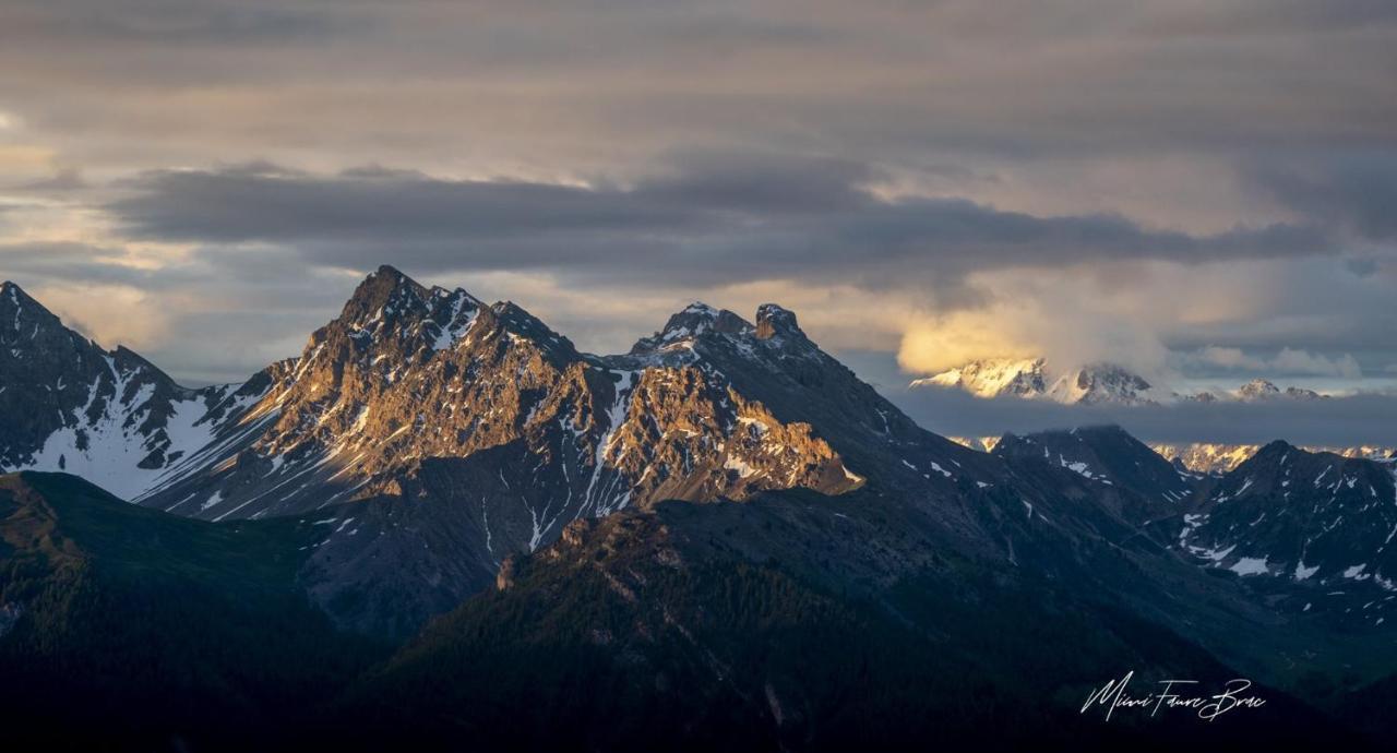 Le Bacchu Ber Bed & Breakfast Briancon  Luaran gambar